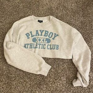 PLAYBOY CROPPED SWEATER